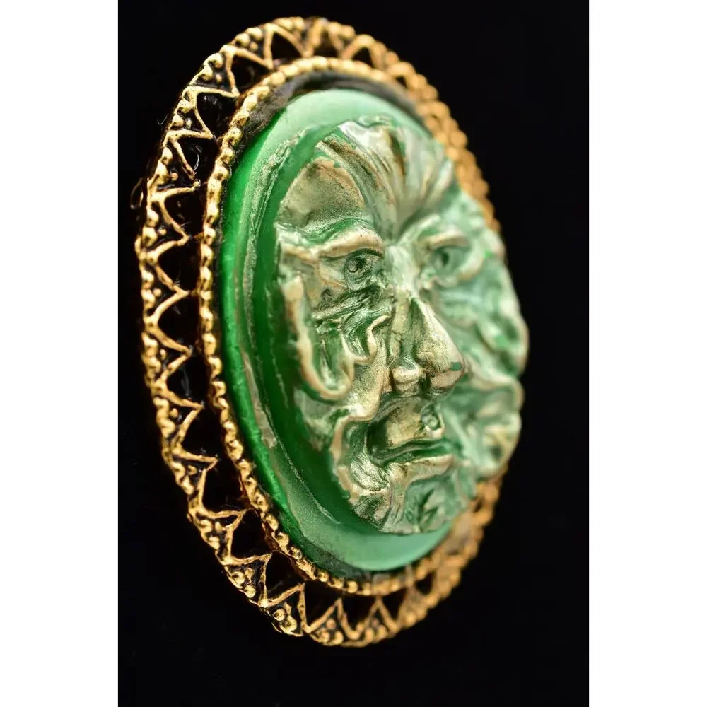 Vintage Abstract Face Pin Brooch Ancient Green Molded Resin Antiqued Gold BinAL